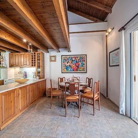 Nonna House Agia Efimia